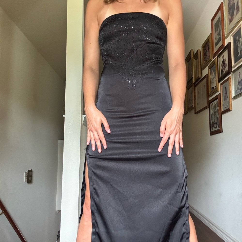 Y2K Strapless Black Dress